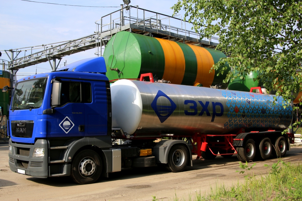 Обновление автопарка по доставке наливной химической продукции в июле 2018 года фото 1